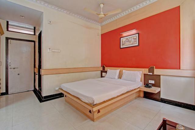 Bharati Lodge هوبلي المظهر الخارجي الصورة